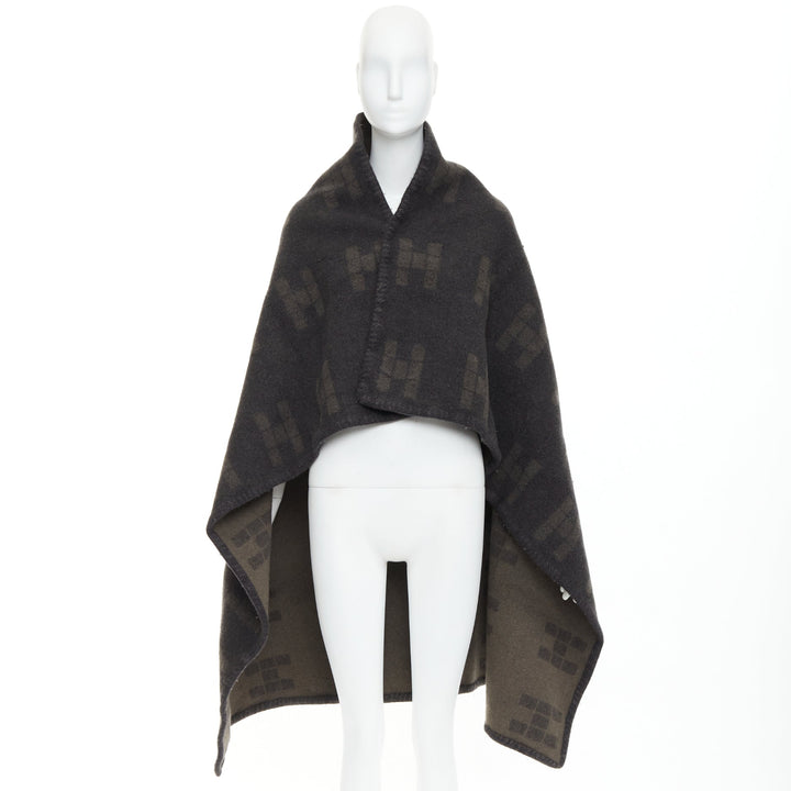HERMES Vintage dark grey khaki H logo big square throw blanket