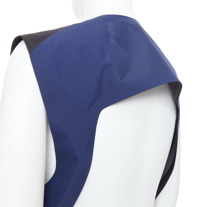 PRADA Linea Rossa SGB592 Extreme Tex navy utility pocket cropped vest M