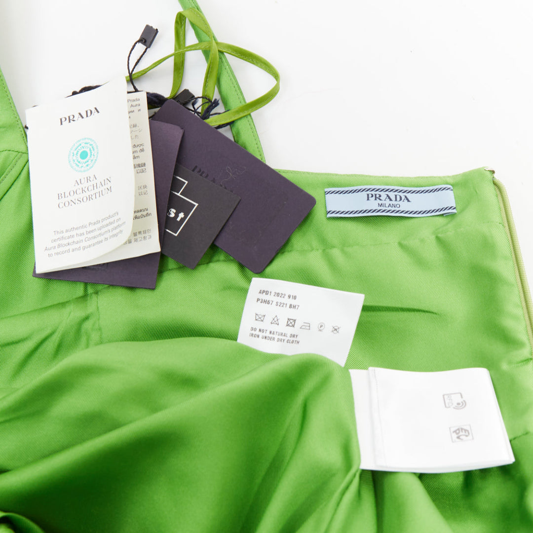 PRADA 2022 Kelly green duchess silk V-neck sleeveless mini dress IT40 S