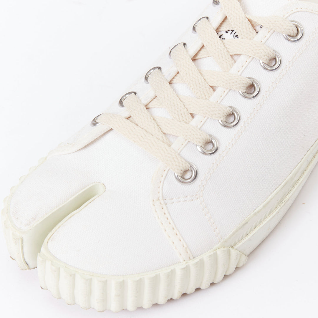 MAISON MARGIELA Tabi white canvas off-white laced low top sneakers EU41