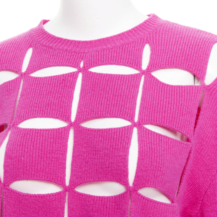VALENTINO 2022 Pier Paolo Piccioli pink virgin wool cut out crop sweater S