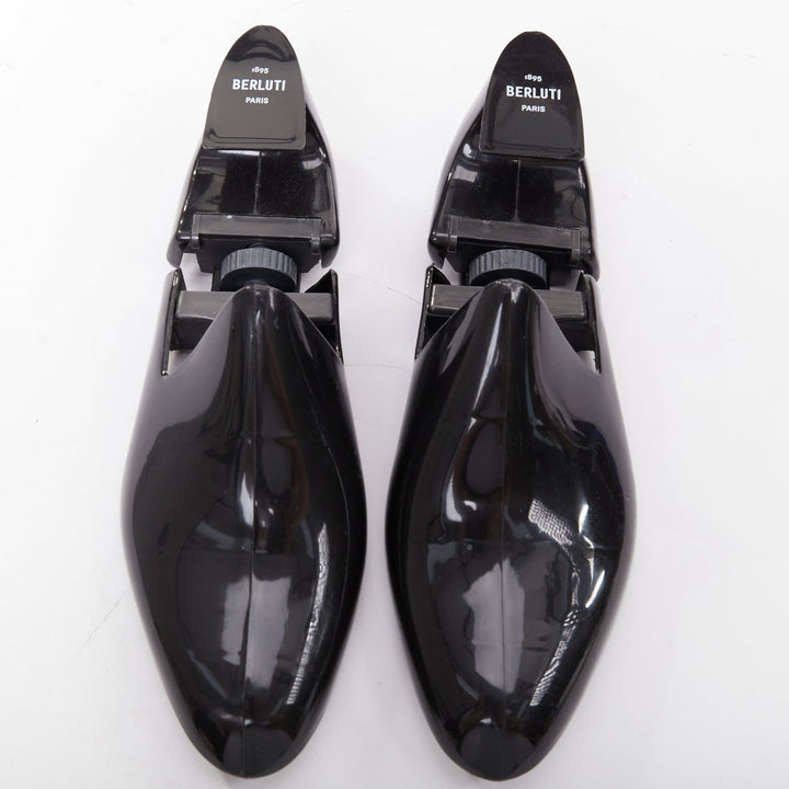 BERLUTI black glossy plastic white logo foldable shoe tree shape holder EU39-40