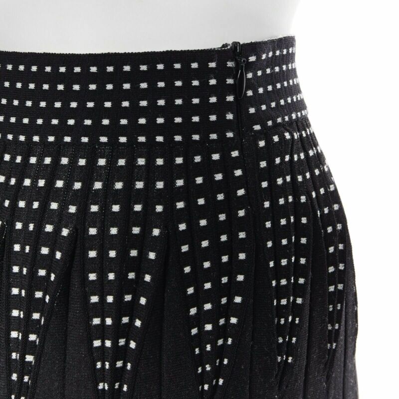 ALEXANDER MCQUEEN black white dot jacquard knit pleated flare midi skirt IT42 M