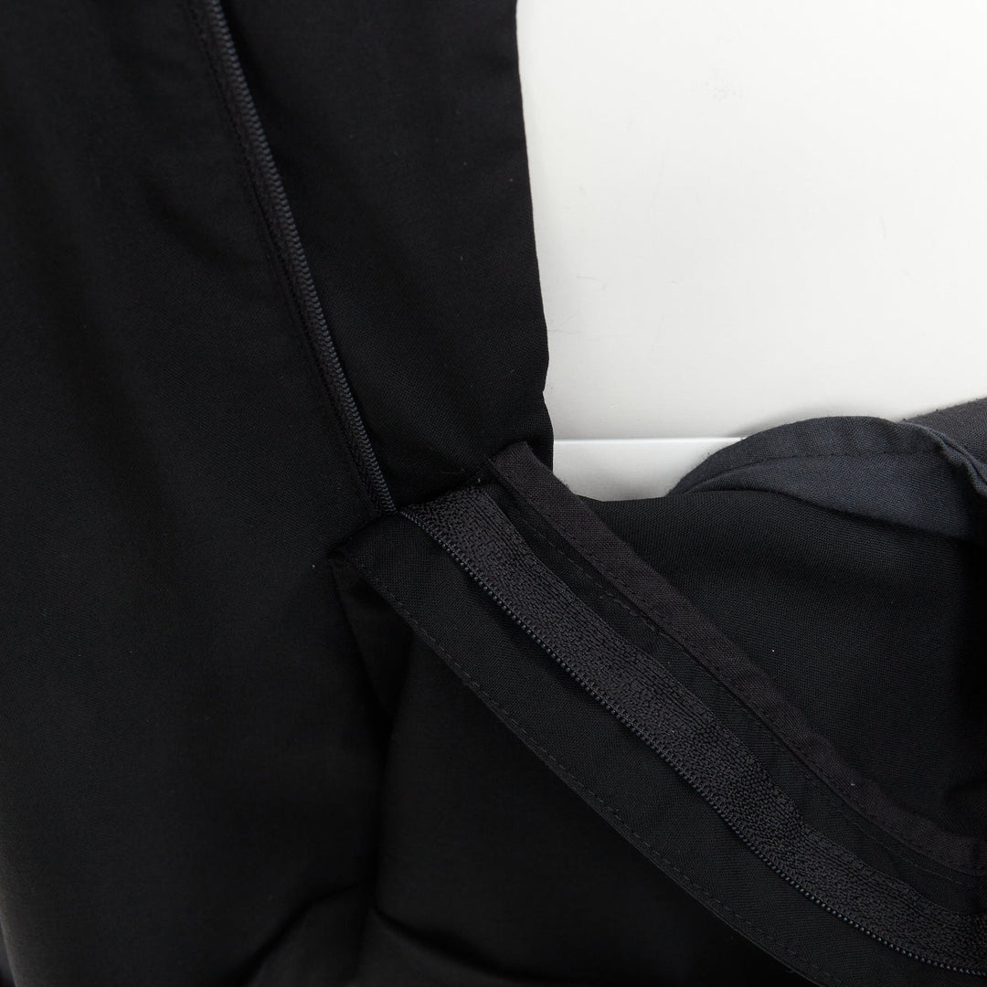 RAF SIMONS 2009 black wool mid rise tailored turn up trouser shorts EU50 L