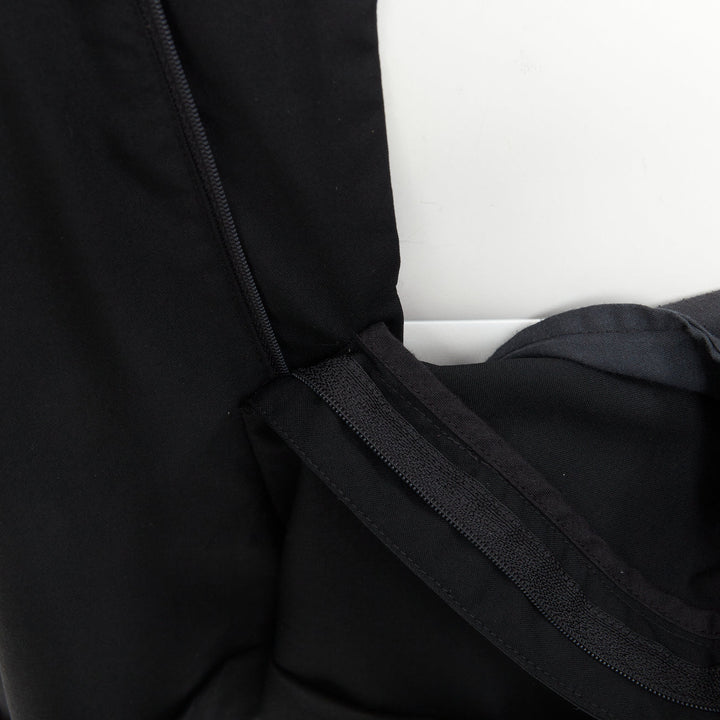 RAF SIMONS 2009 black wool mid rise tailored turn up trouser shorts EU50 L