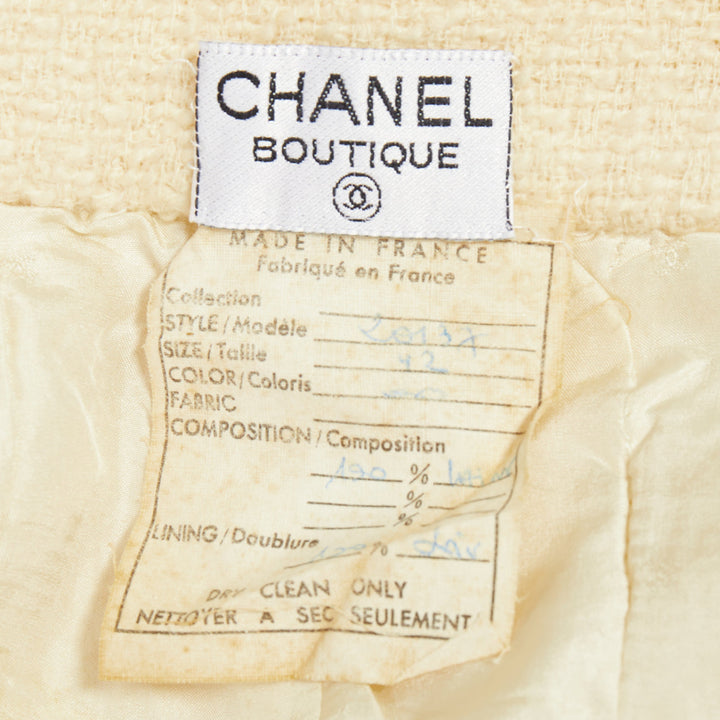 CHANEL Vintage cream wool tweed scalloped hem silk lined pencil skirt FR42 XL