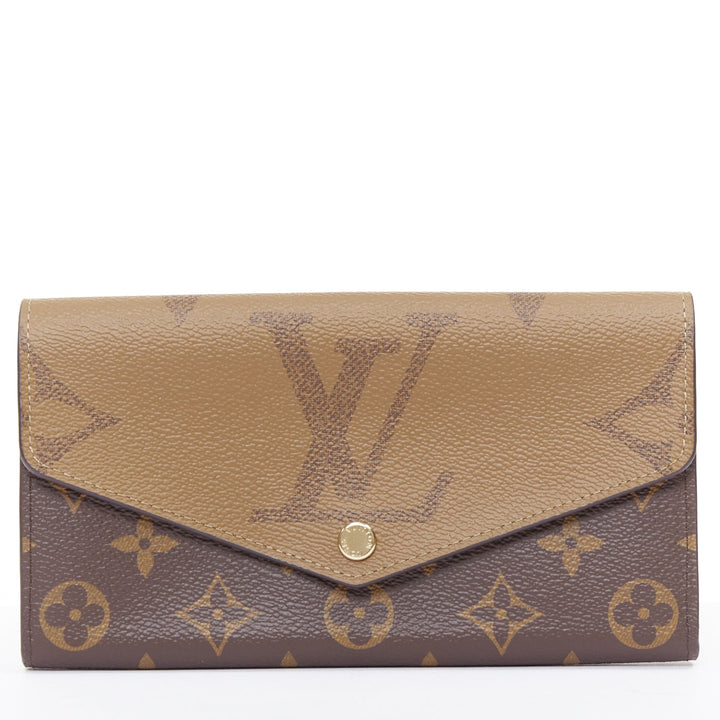 Louis Vuitton SarahMonogram Reverse Giant canvas rectangular wallet