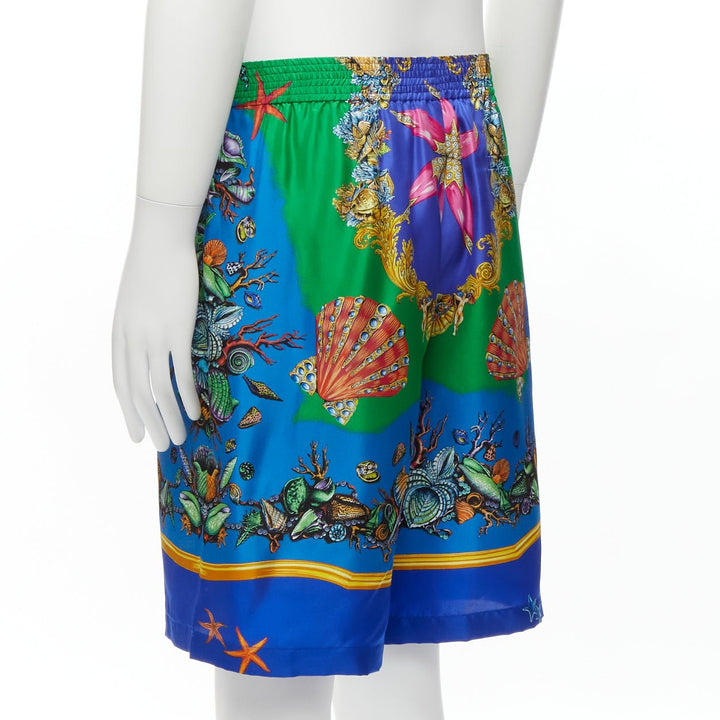 VERSACE 2021 Tresor De La Mer blue seashell print 100% silk shorts IT48 M