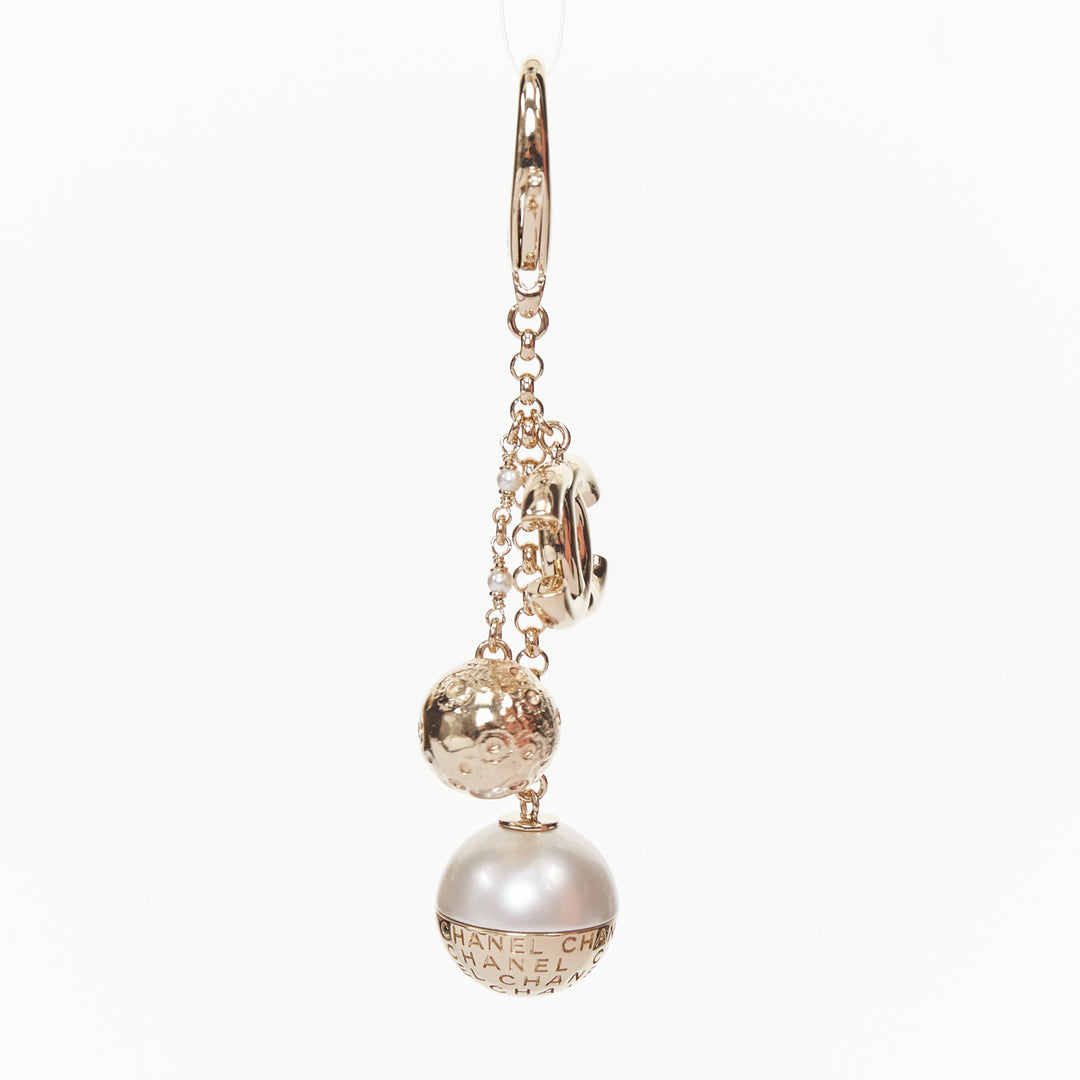 CHANEL G25B 2025 VIC Limited Gift gold pearl moon ball bag charm keychain