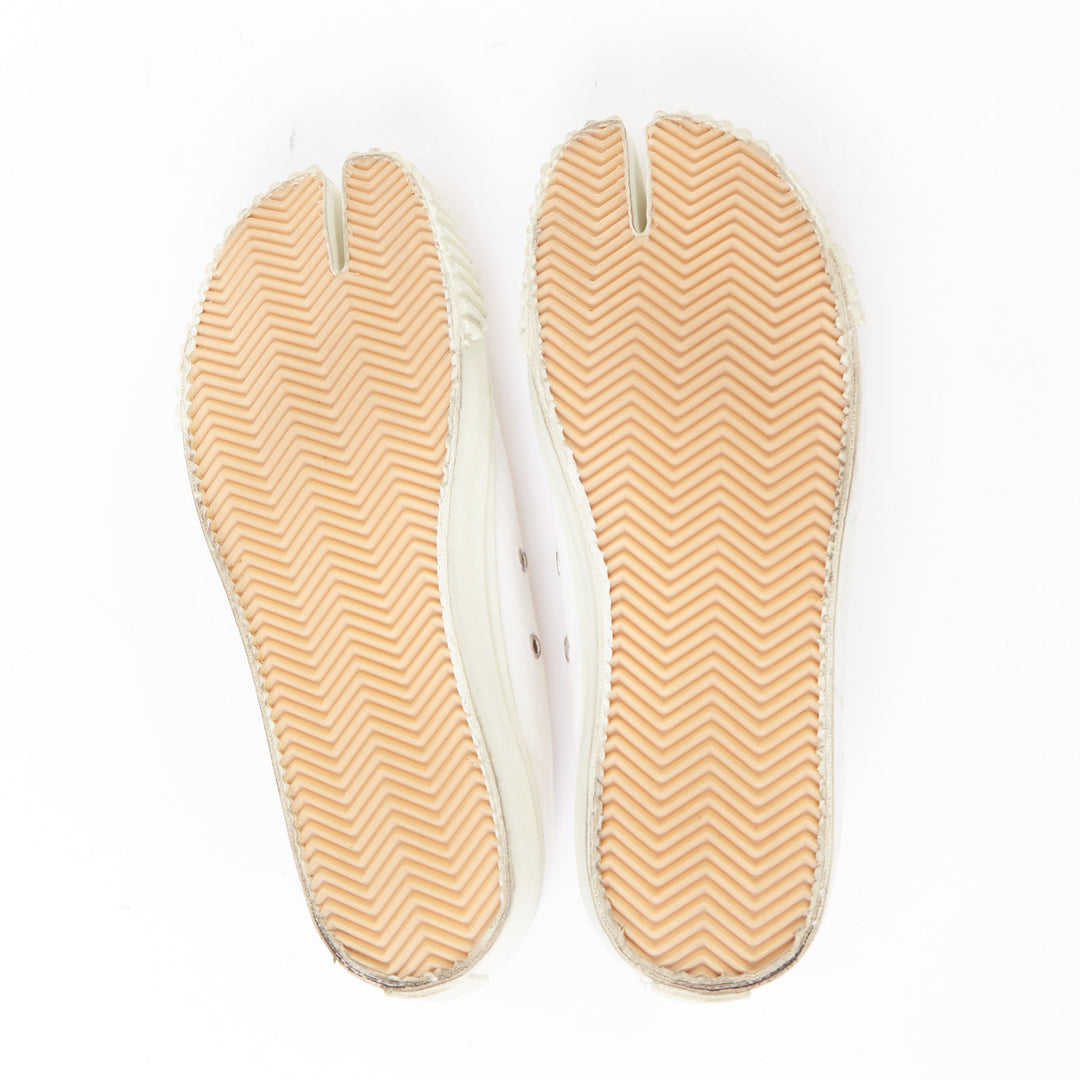 MAISON MARGIELA Tabi white canvas off-white laced low top sneakers EU41