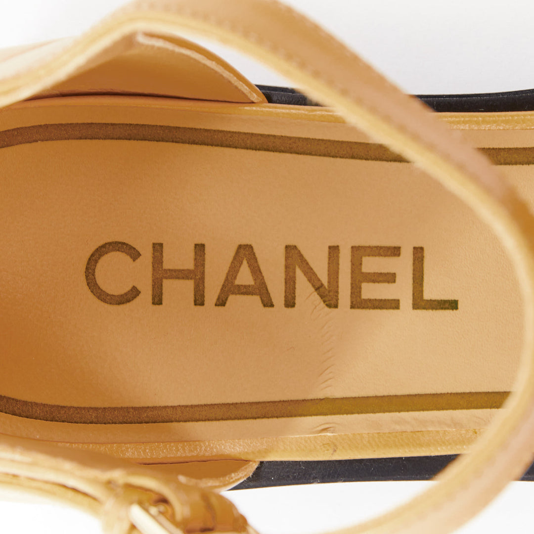 CHANEL 2023 beige lambskin interlocking CC black d'orsay mary jane flats EU39.5