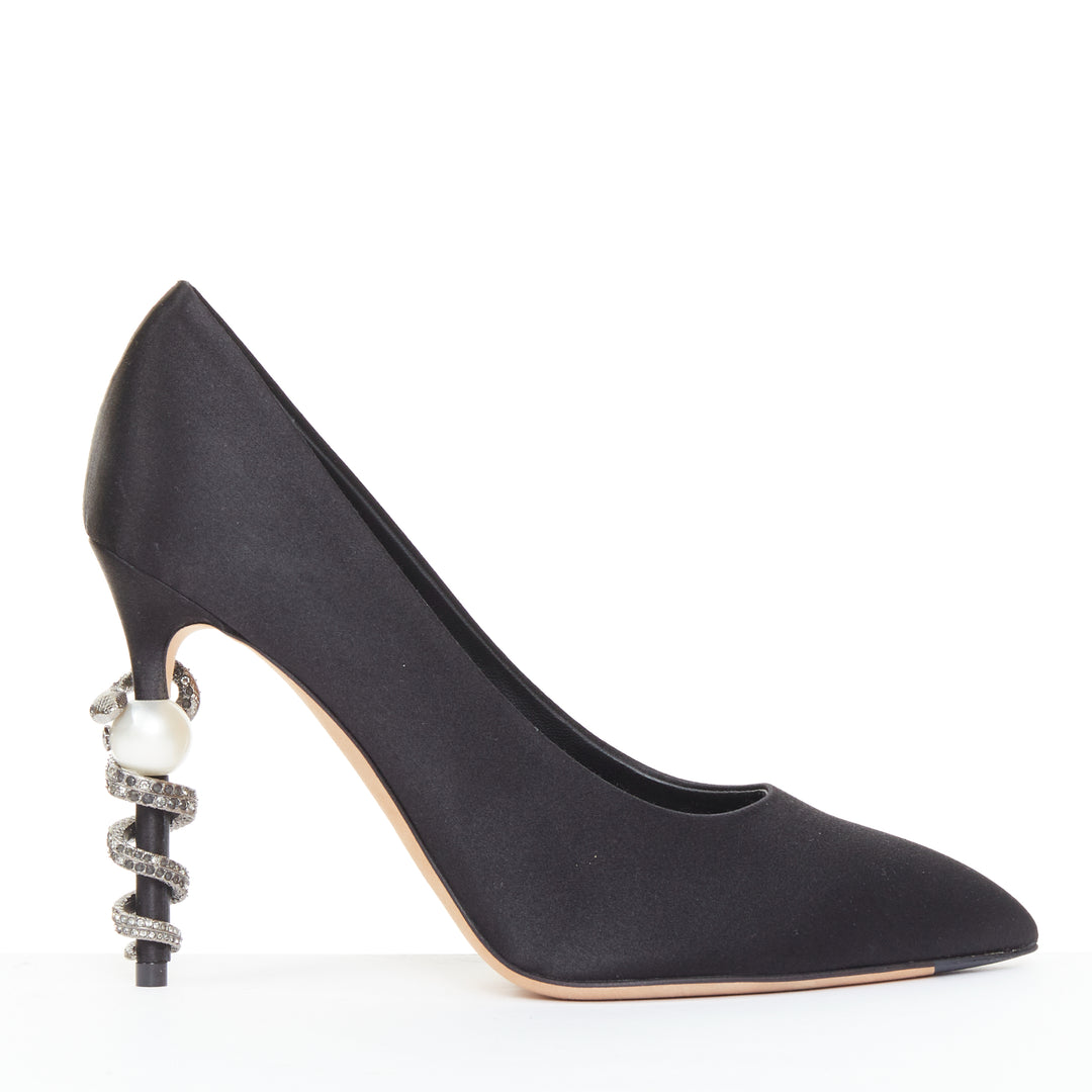 CHANEL 2016 Runway Serpent Pearl black satin CC pearl crystal snake  pump EU38
