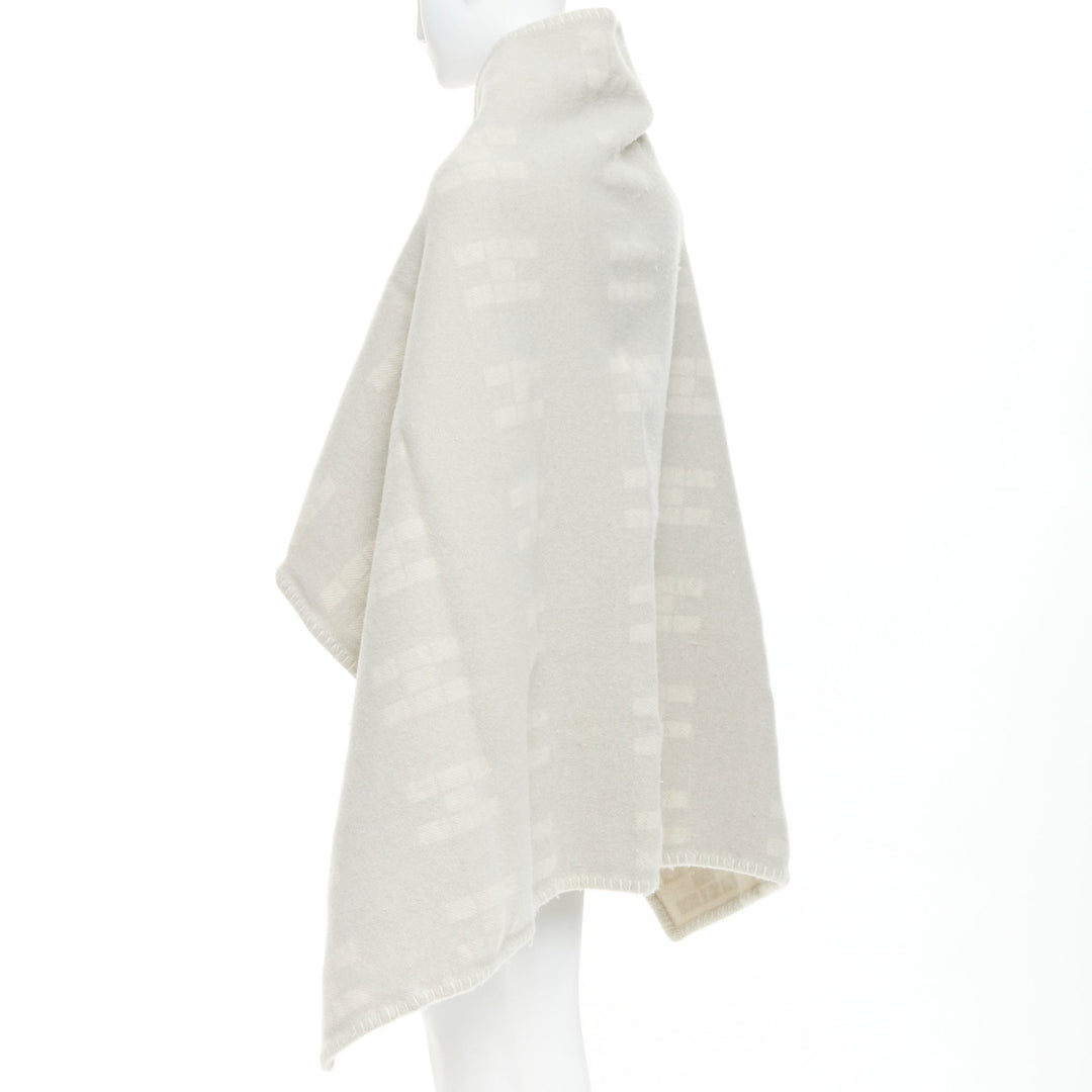 HERMES cream light grey cashmere wool H logo square throw blanket