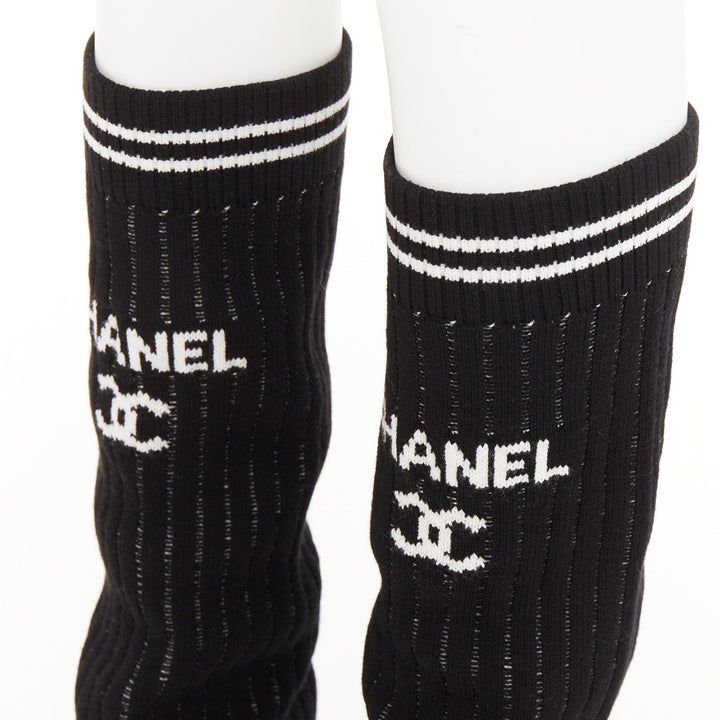 CHANEL 24C Runway CC logo black white ribbed knit striped trim leg warmers OS