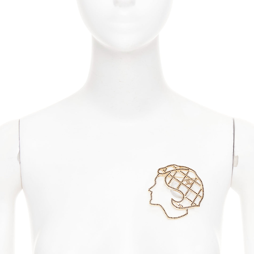CHANEL B17A Paris-Cosmopolite Coco Mademoiselle Silhouette gold pin brooch