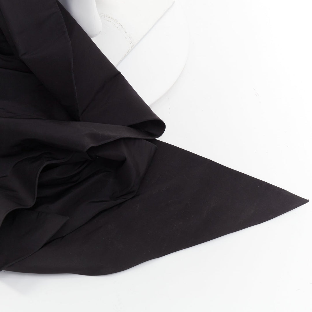 rare ALEXANDRE VAUTHIER COUTURE SS2017 Runway black tafetta bustle train top