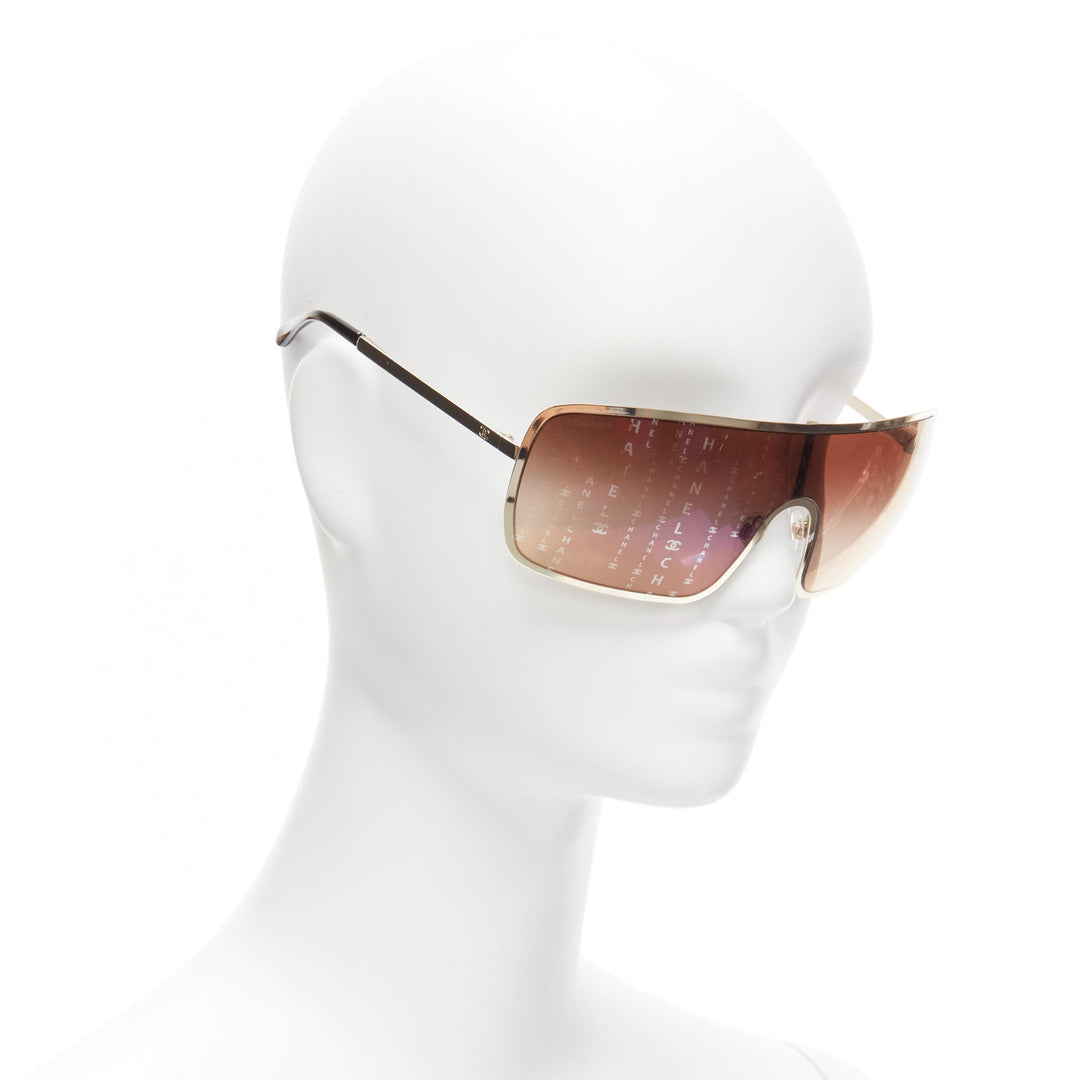 CHANEL 71213 iridescent logo monogram shield lens sunglasses Kylie Jenner