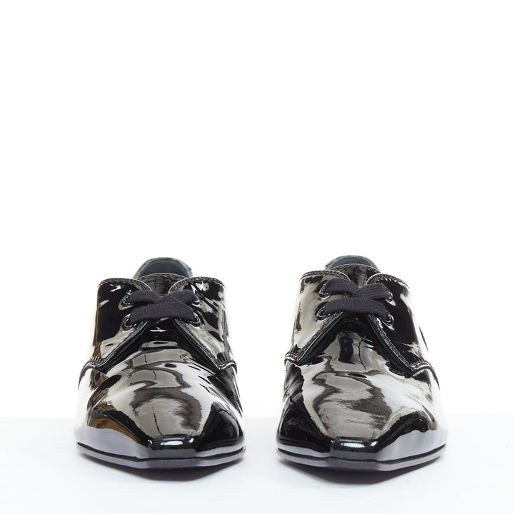 CHANEL 2018 Runway Forest Fairies black patent pointed square toe oxford EU37.5