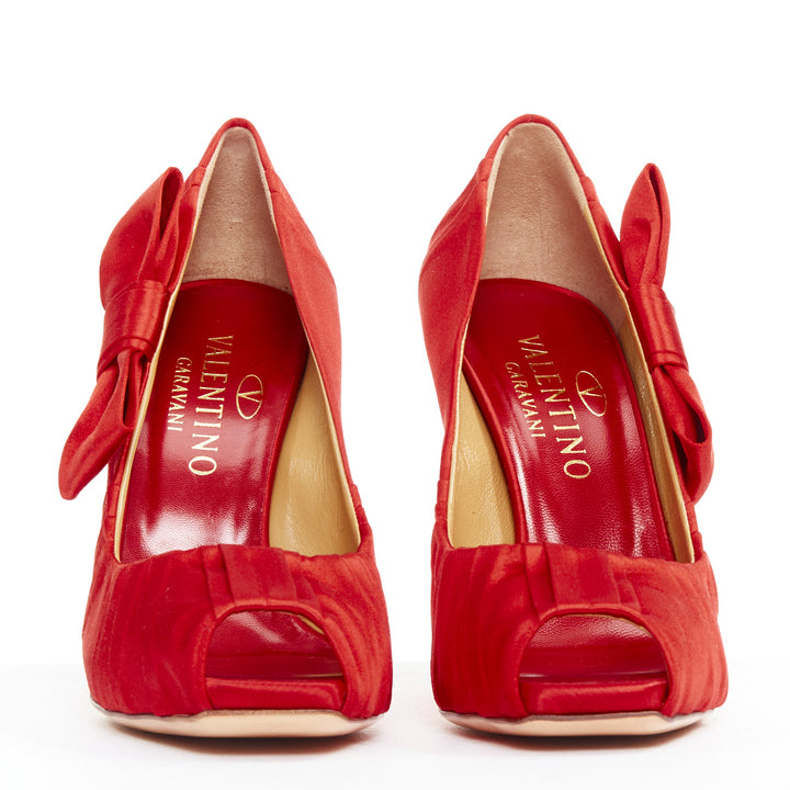 VALENTINO red pleated satin ribbon bow peep toe stiletto pumps EU37