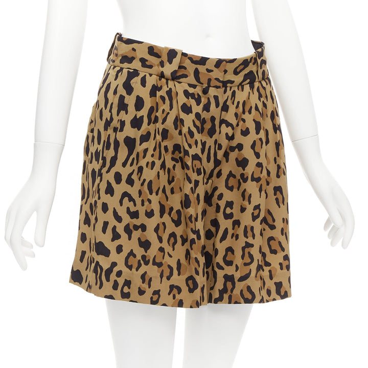 BLAZE MILANO 100% silk brown leopard print curved pocket shorts Sz. 1 S