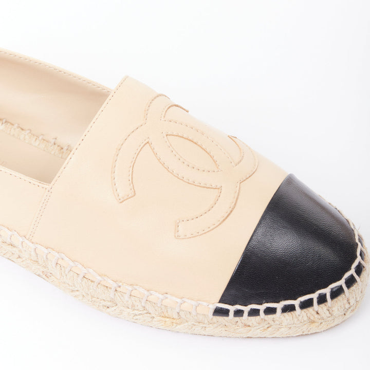 CHANEL nude lamb leather CC logo black toe cap espadrille shoes EU37