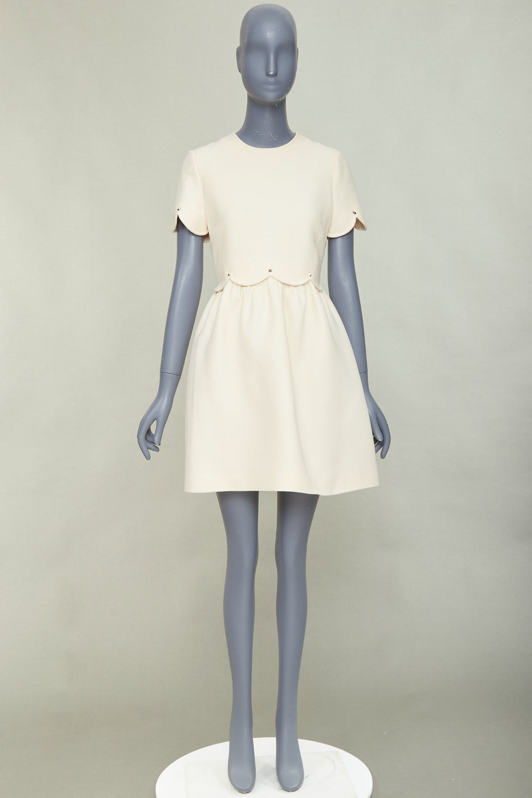 VALENTINO ivory Crepe Couture silver Rockstud scalloped Bambolina dress IT42 M