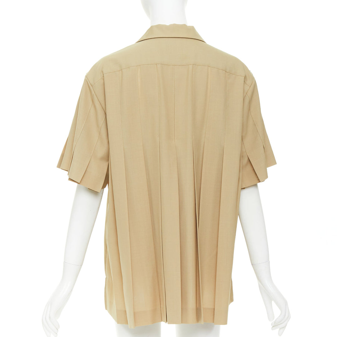 SACAI 2023 Runway khaki pleated pocketed short sleeve suiting boxy shirt JP1 S