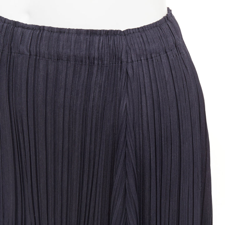 ISSEY MIYAKE Pleats Please black plisse ruched semi-sheer culotte shorts JP2 M