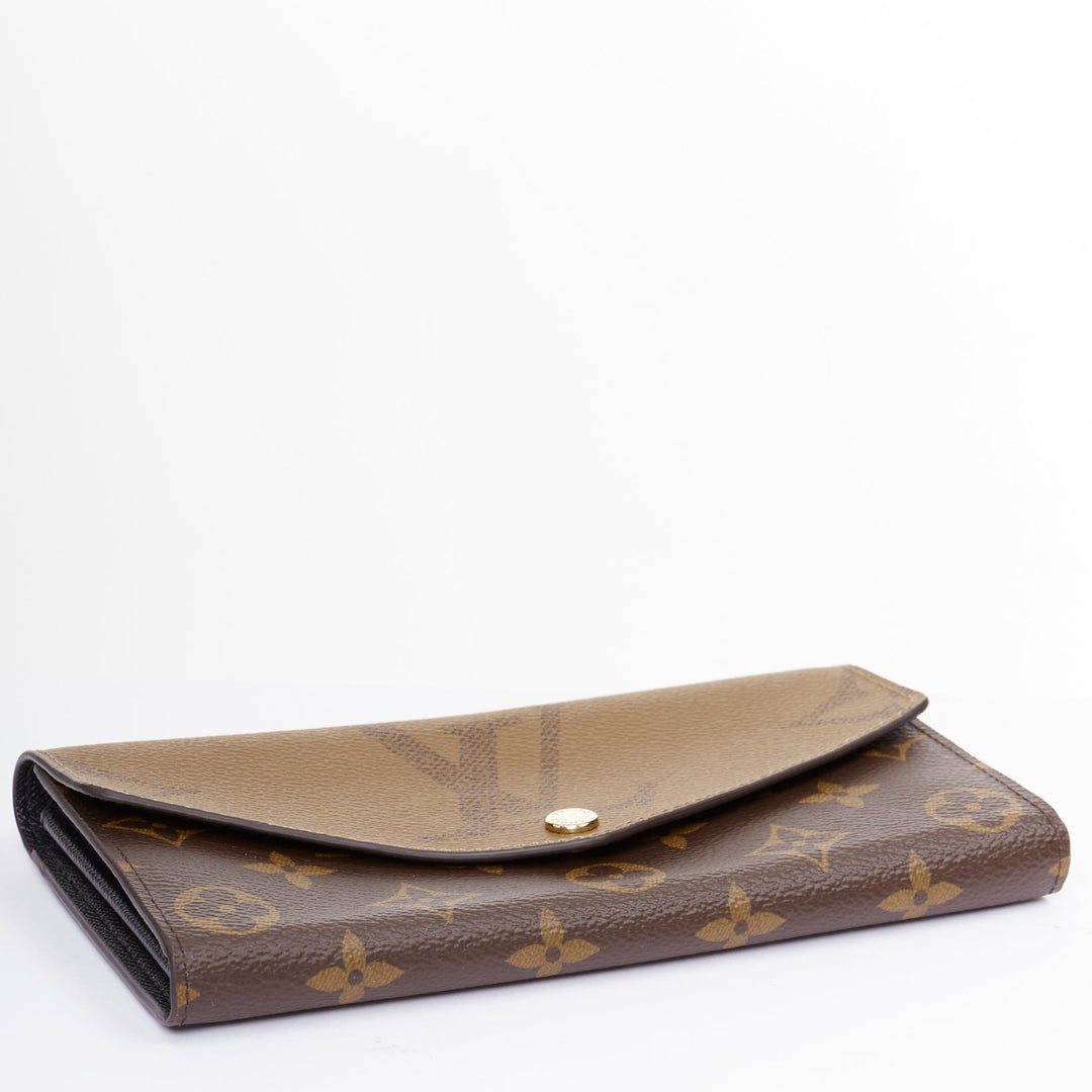 Louis Vuitton SarahMonogram Reverse Giant canvas rectangular wallet
