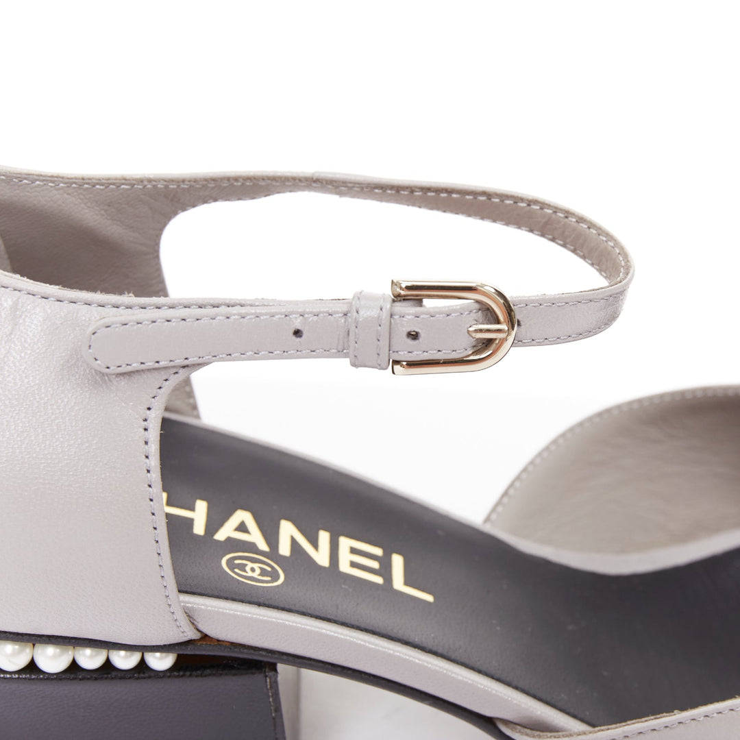 CHANEL 2022 grey leather pearl trimmed CC logo bicolor block heel pumps EU39.5