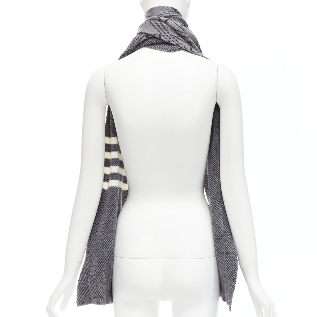 THOM BROWNE grey black graphic star 4 bar stripes pocketed long scarf