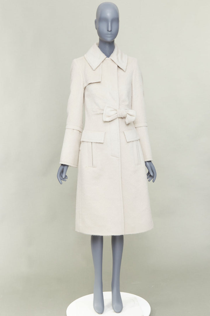 GUCCI 2004 Tom Ford ivory alpaca wool bow front trench inspired coat IT38 XS
