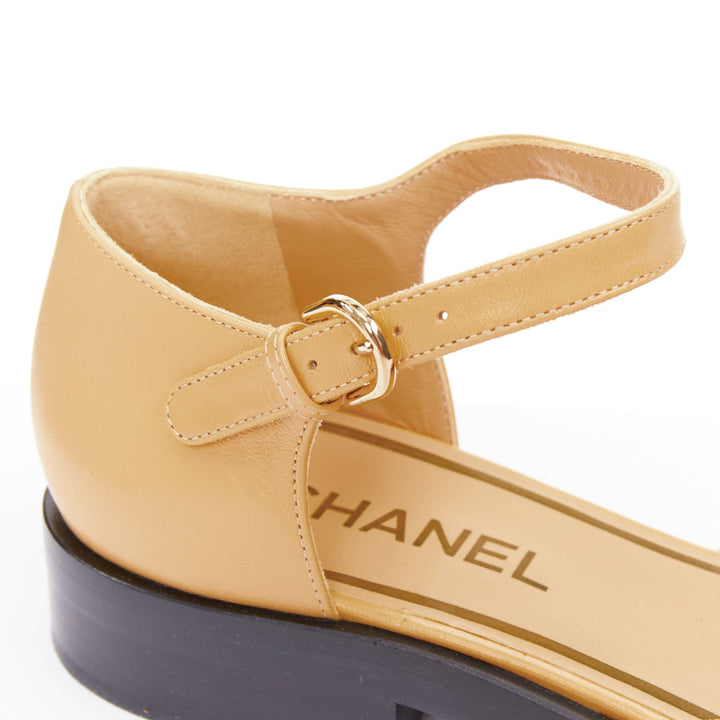 CHANEL 2023 beige lambskin interlocking CC black d'orsay mary jane flats EU39.5