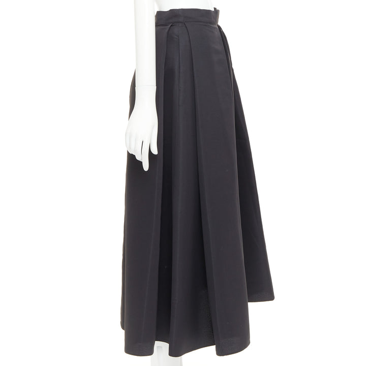 SACHIN AND BABI Leighton black satin crepe box pleat tea flared skirt US2 S