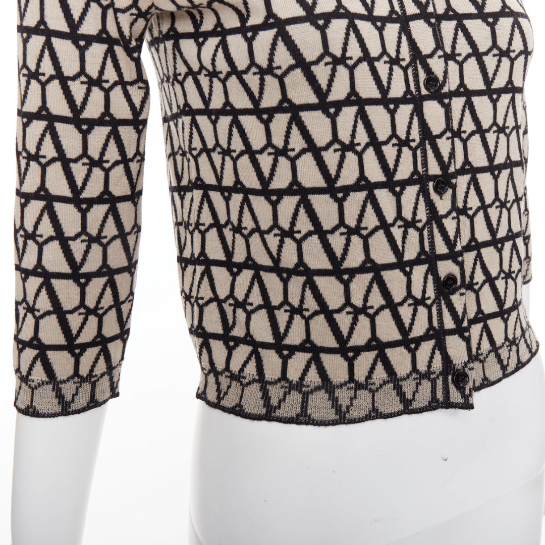 VALENTINO 2023 Toile Iconographe monogram beige black wool cropped cardigan S