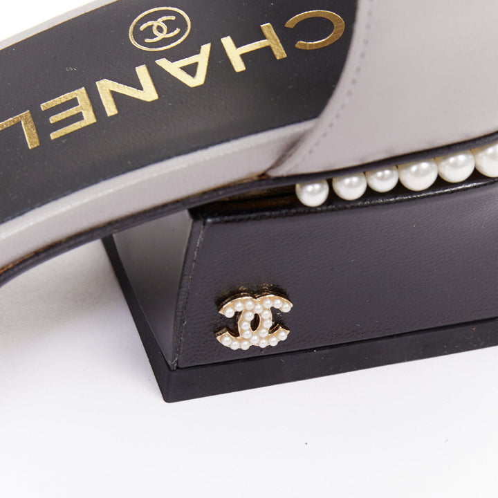 CHANEL 2022 grey leather pearl trimmed CC logo bicolor block heel pumps EU39.5