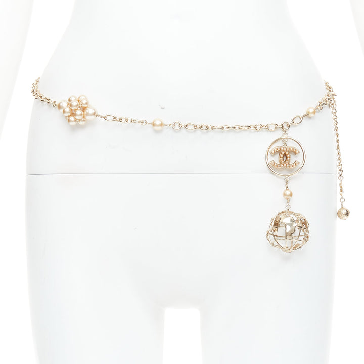 CHANEL 04A gold tone CC logo pearl globe charm chain belt necklace