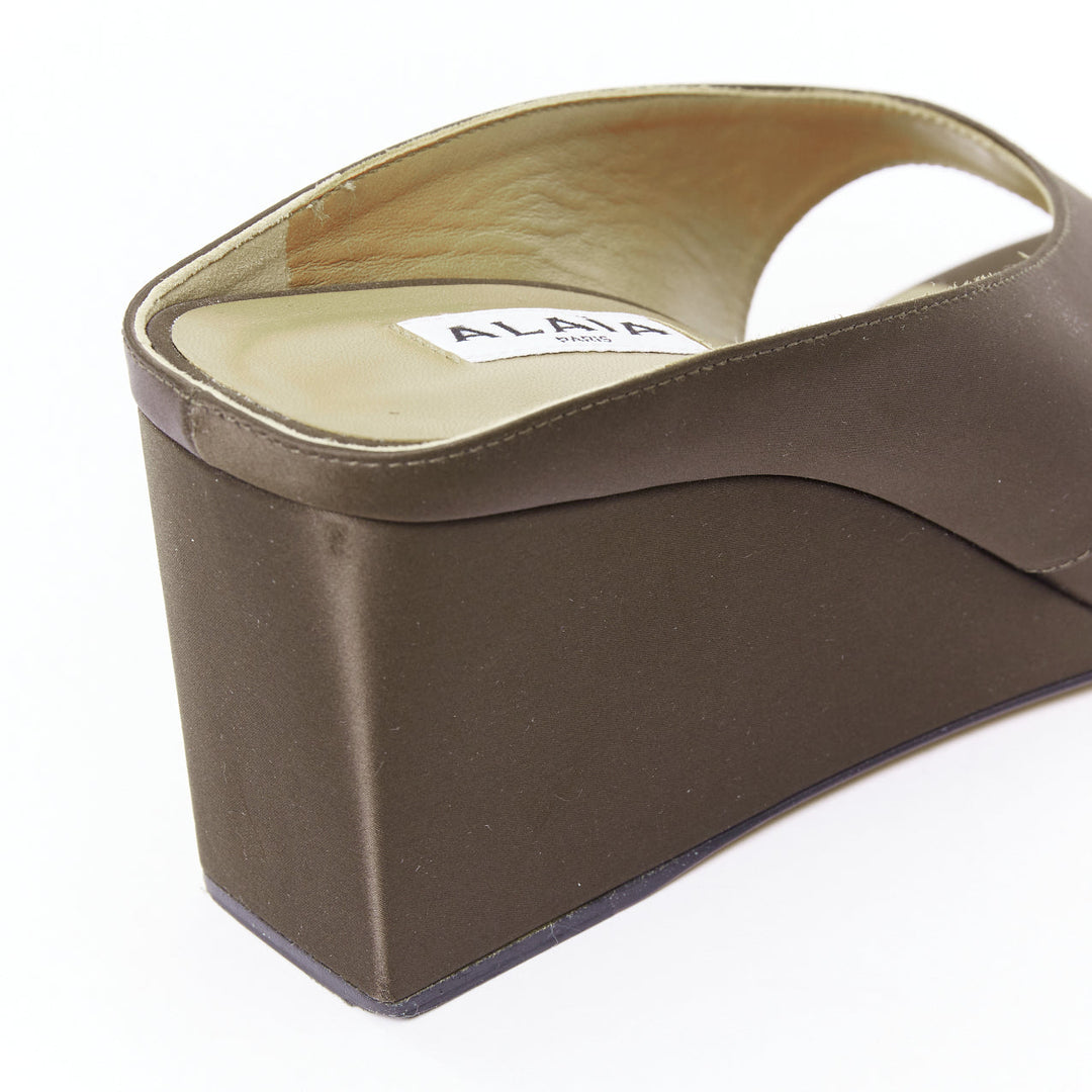 ALAIA Tong 75 brown satin sculptural wedge open toe thong sandals EU37