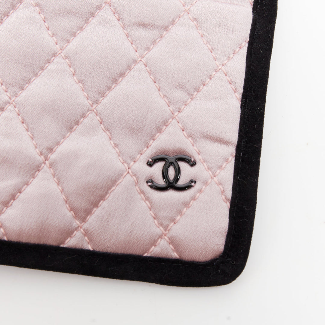 rare CHANEL pink 100% silk CC tear eyelash embroidery sleeping mask pouch set