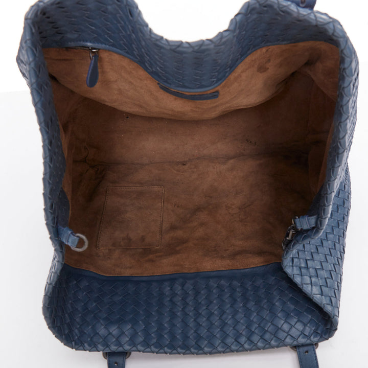 BOTTEGA VENETA 2012 Cesta marine blue intrecciato woven leather bag
