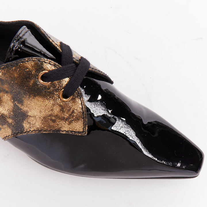 CHANEL 2018 Runway Forest Fairies black gold pointed square toe CC oxford EU38.5