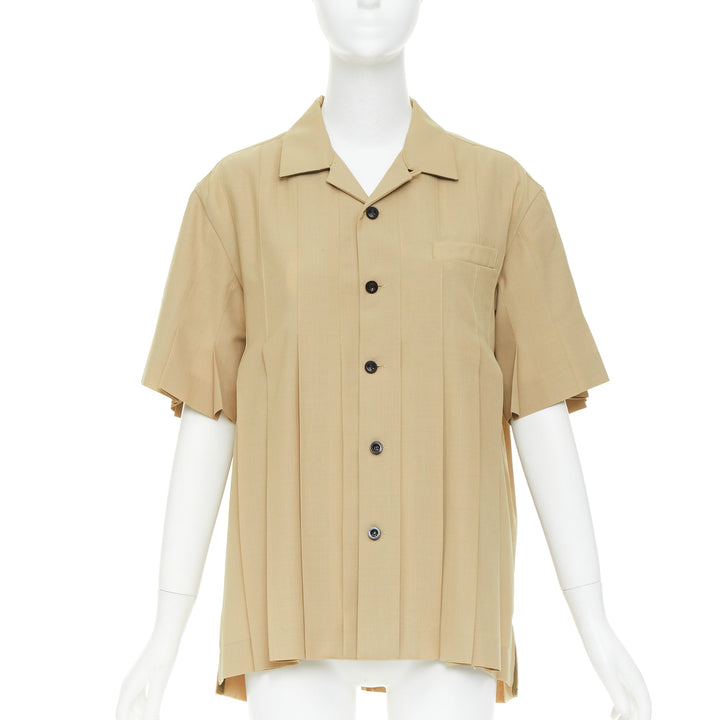 SACAI 2023 Runway khaki pleated pocketed short sleeve suiting boxy shirt JP1 S