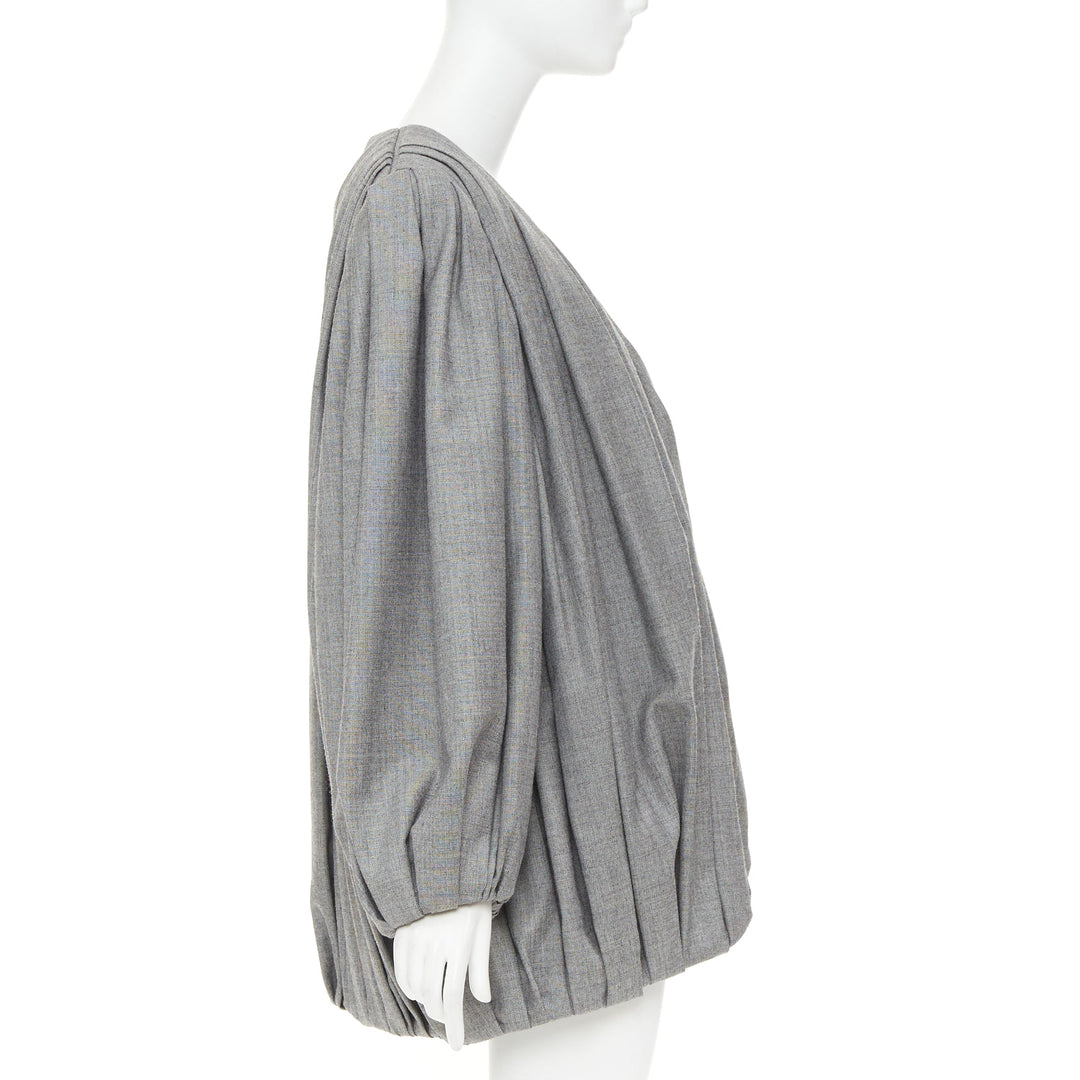 LOUIS VUITTON 2023 Runway grey pleated balloon sleeves power shoulder jacket