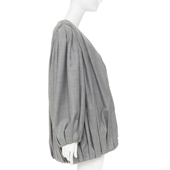 LOUIS VUITTON 2023 Runway grey pleated balloon sleeves power shoulder jacket