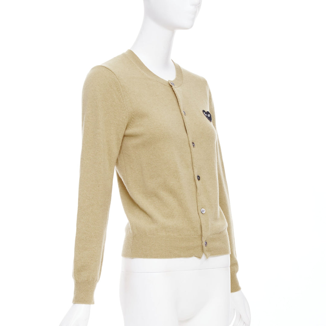 COMME DES GARCONS PLAY 2008 Blackwappen beige wool black heart cardigan S