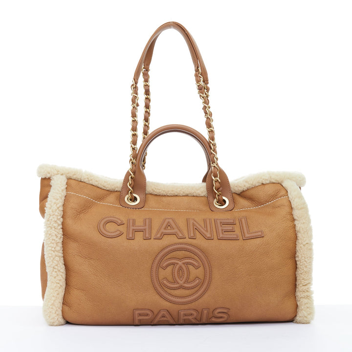 CHANEL 2024 Runway Deauville brown lambskin leather teddy shearling tote bag