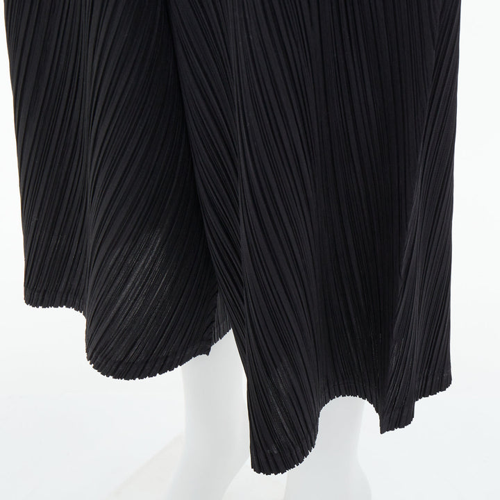 ISSEY MIYAKE Pleats Please black plisse elastic waist cropped pants JP3 L