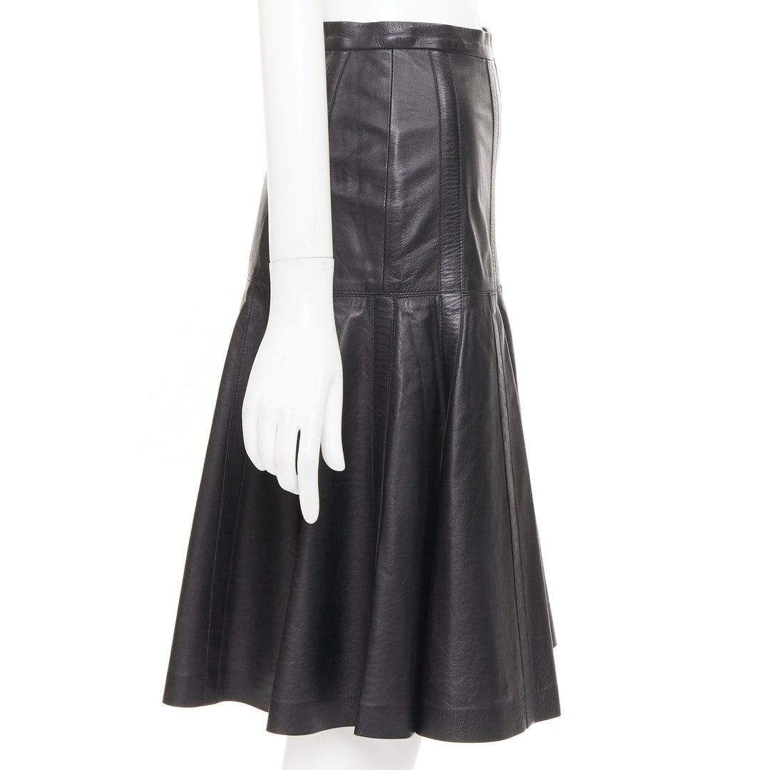 OSCAR DE LA RENTA black genuine leather silk lined fit flare skirt US0 XS