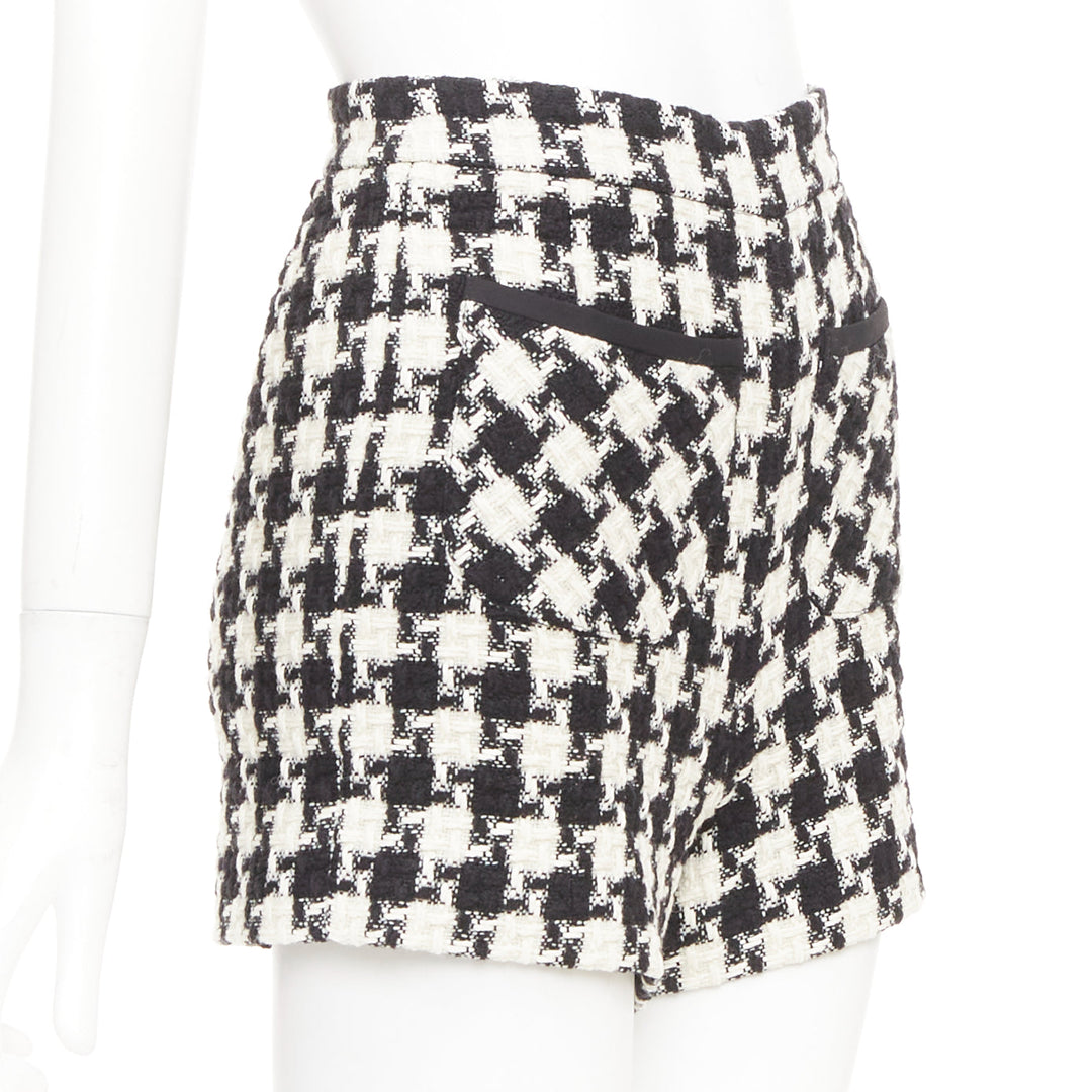VALENTINO 2024 black white houndstooth tweed slash pocket shorts IT 36 XXS