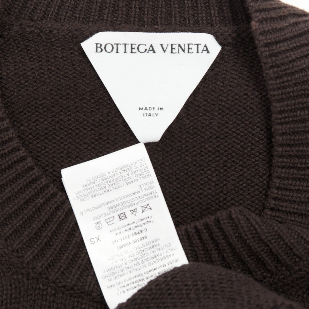 BOTTEGA VENETA  100% wool dark brown classic crew neck long sleeve sweater XS